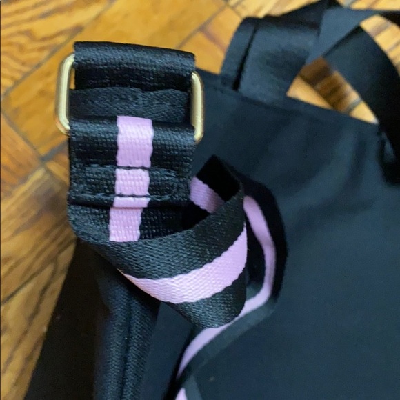 NWT Victoria’s Secret travel bag size: 23” x 15” - Picture 6 of 7